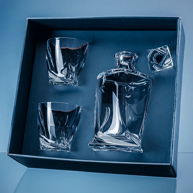 3pc 0.85ltr Quatro Whisky Set supplied in a Gift Box - Image 2