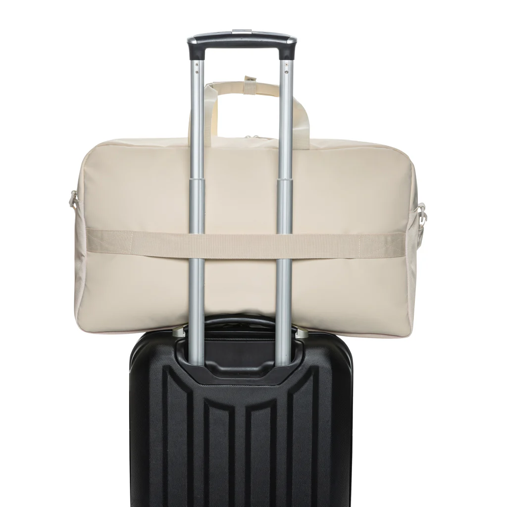 Armond AWARE™ RPET weekend duffel - Image 5