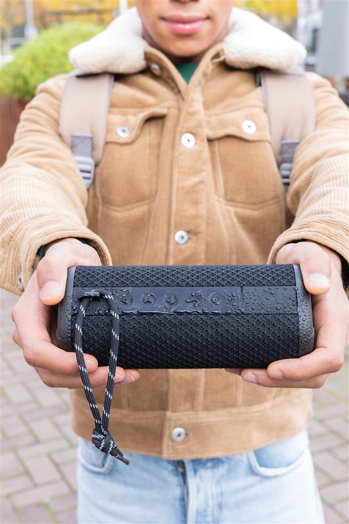Urban Vitamin Berkeley IPX7 waterproof 10W speaker - Image 5