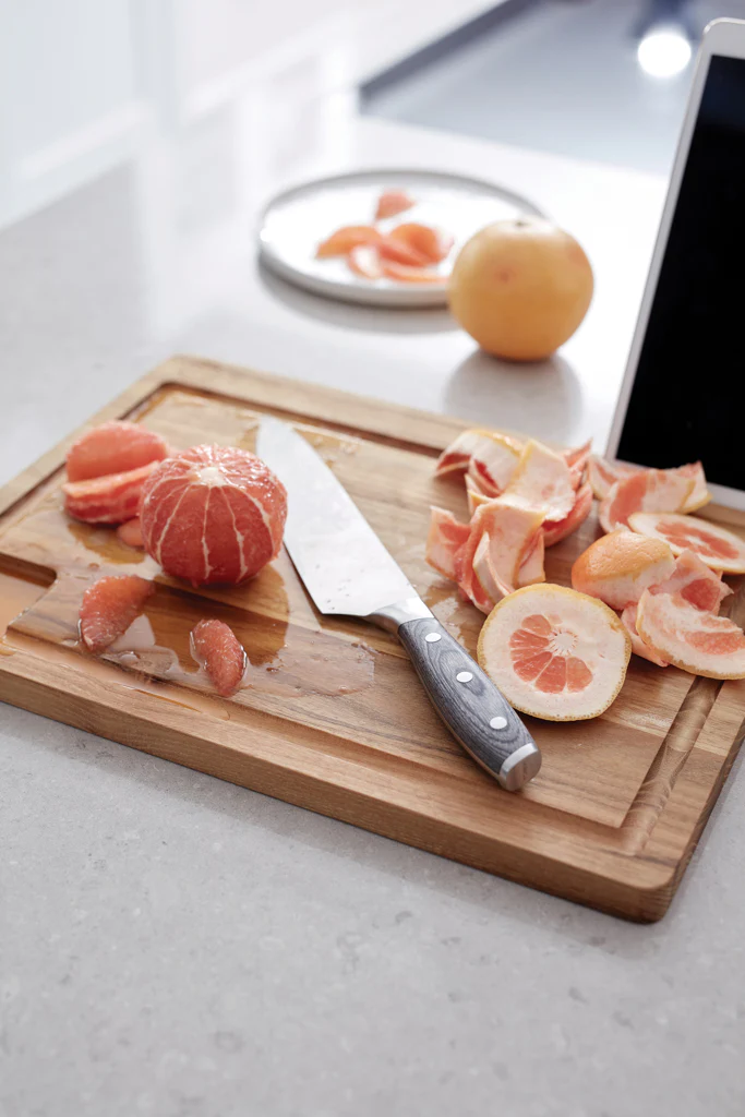 VINGA Buscot Utility Cutting Board - Image 3