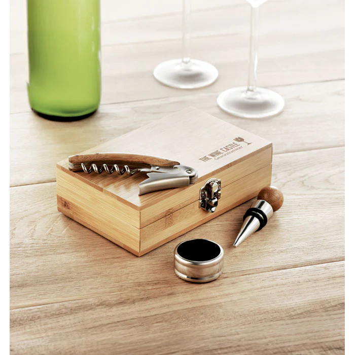 Wine Accessory set in bamboo box - Image 3