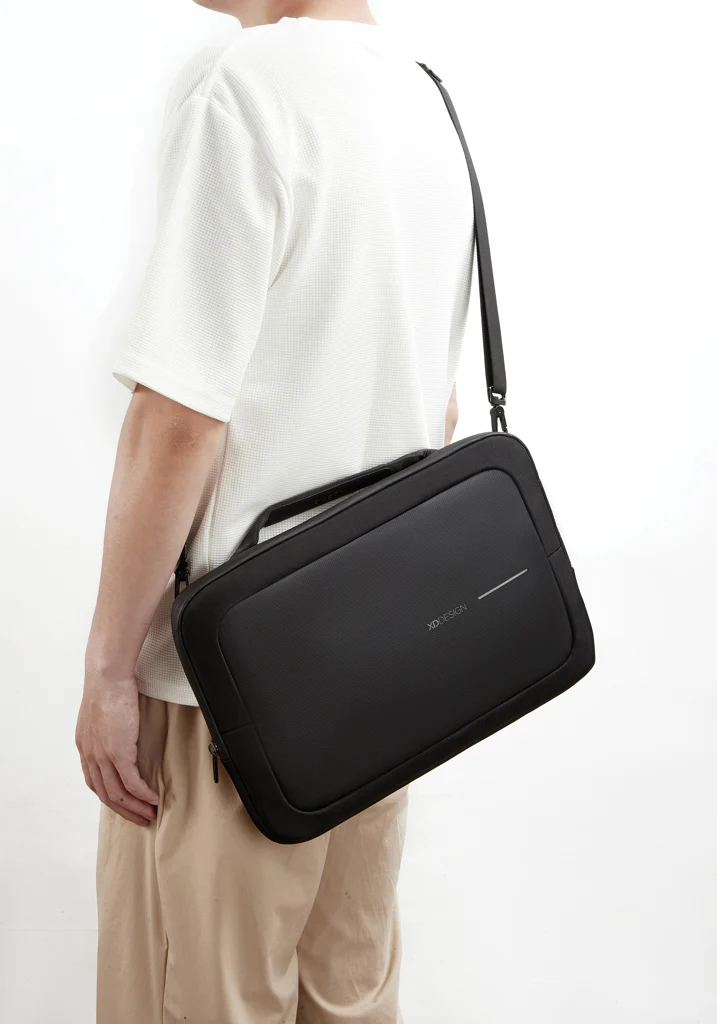 XD Design 16" Laptop Bag - Image 5