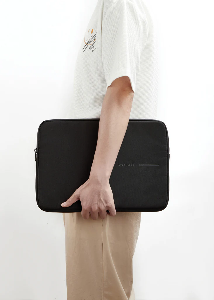 XD Design 16" Laptop Sleeve - Image 3