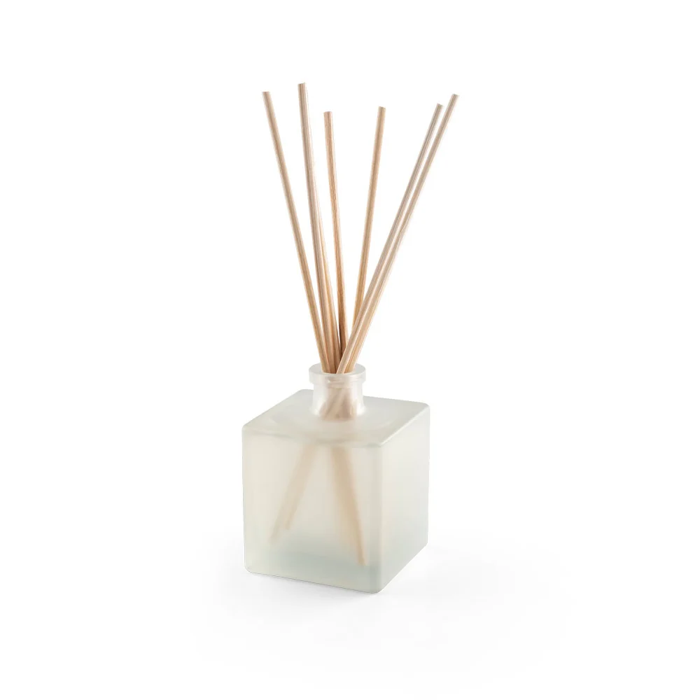YEUN. Diffuser sticks in glass bottle - Image 8